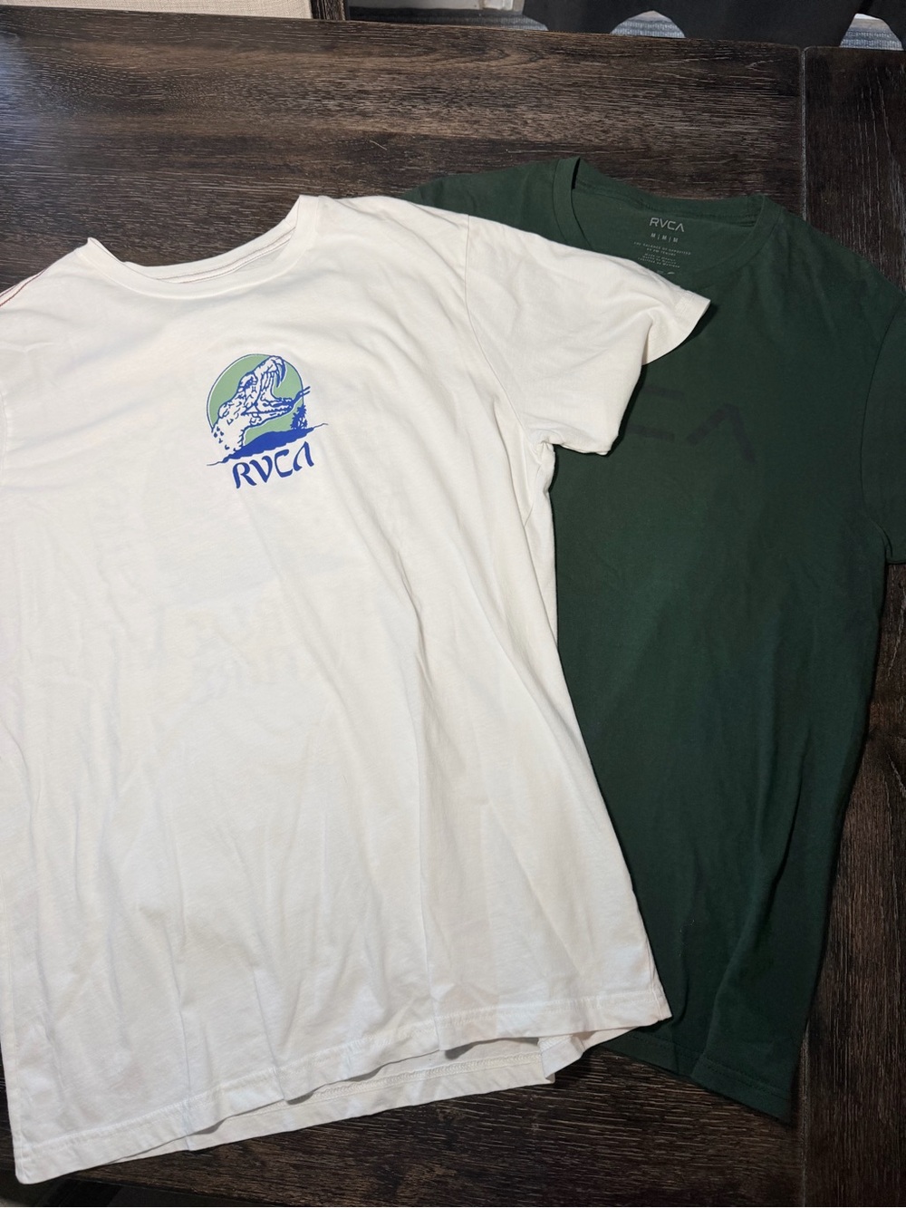 2 RVCA t Shirts men’s size medium New